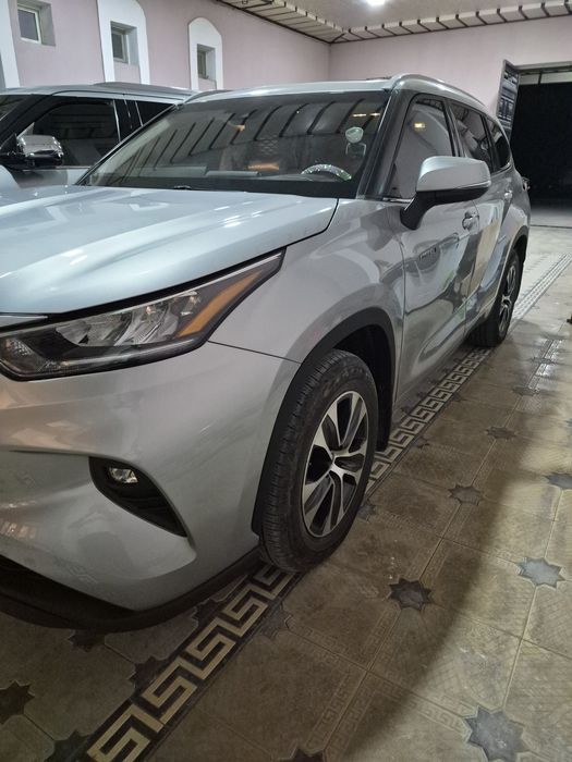 Продается Тайота Хайландер