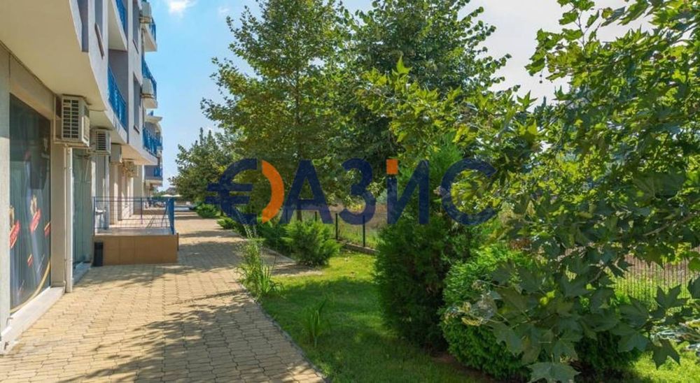 Продава се Двустаен апартамент в к.к. Слънчев бряг - 50 кв.м за 956 €/кв.м - Снимка #11