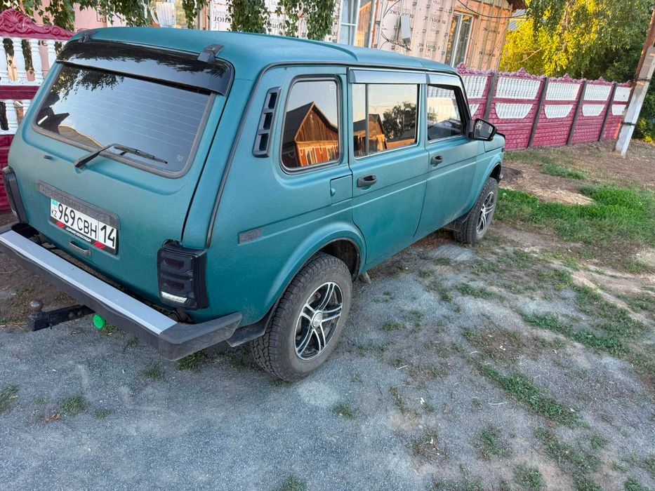 Продам ниву  2131