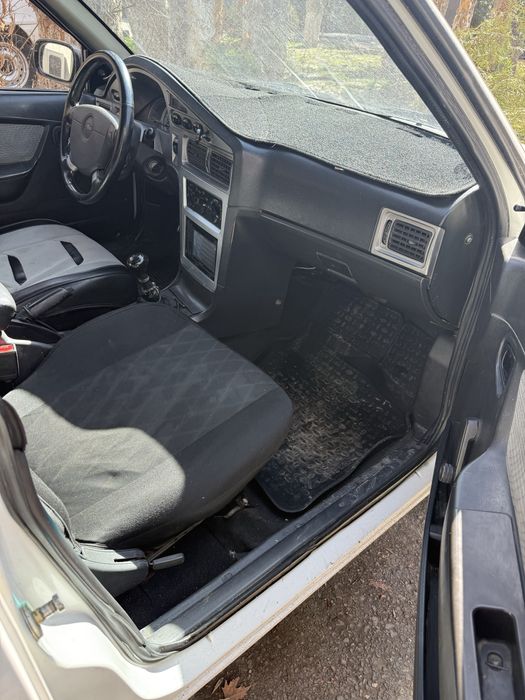 Neksiya 2 M/T 2013y.