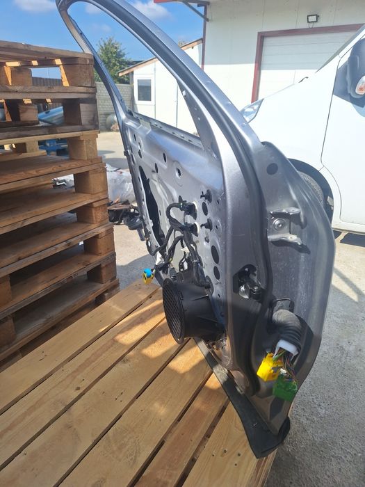 Usa stanga Fata Citroen C4X 2022