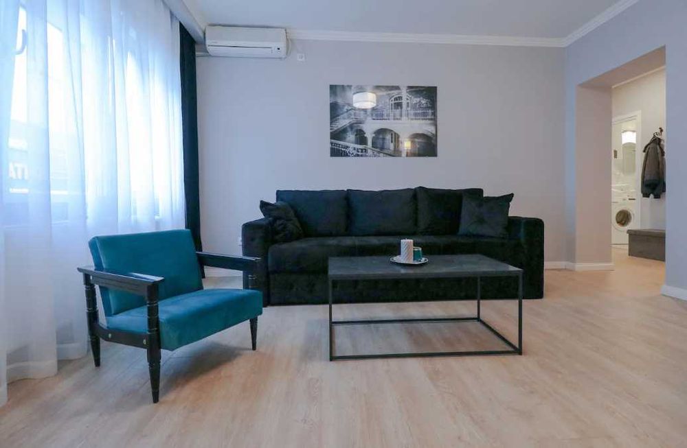 Дава се под наем Двустаен апартамент в Пловдив, Изгрев - 70 кв.м за 325 € - Снимка #1