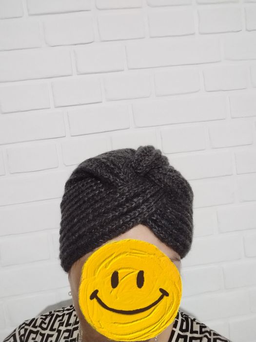 Продам шапку женскую