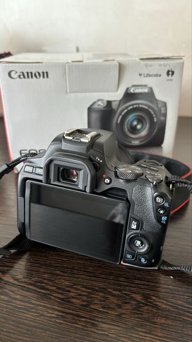 Продам камеру Canon