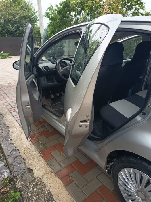 VÂND AUTO,Toyota Aygo.