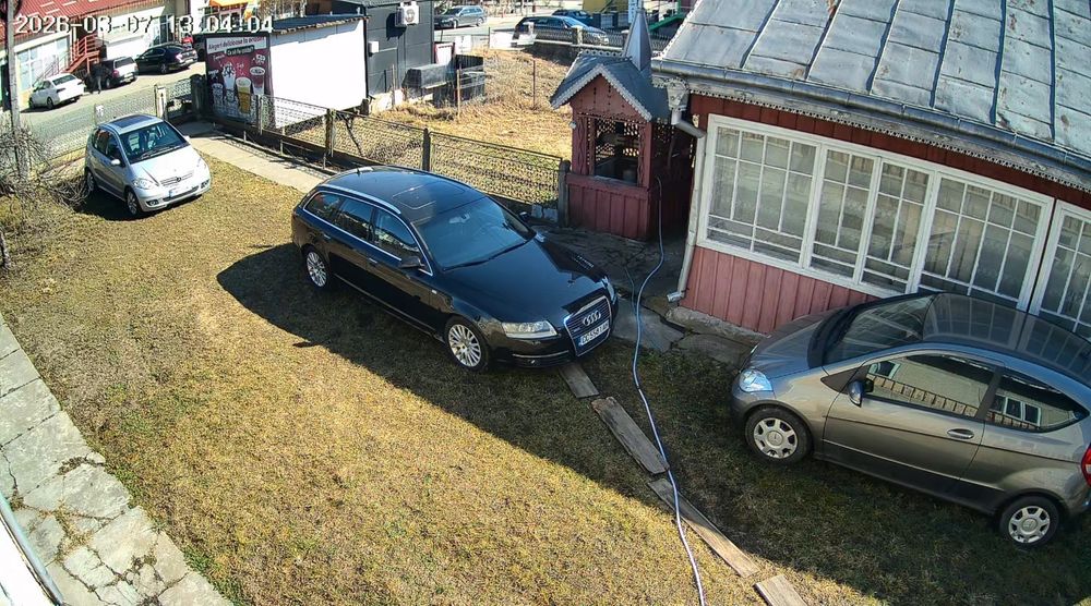 Audi A6  qattro / schimb cu motoare 2.0 sau mai mici.