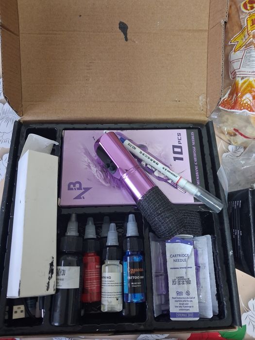 Masina de tatuat cu tusuri ace etc imprimanta le vind pe toate la acel