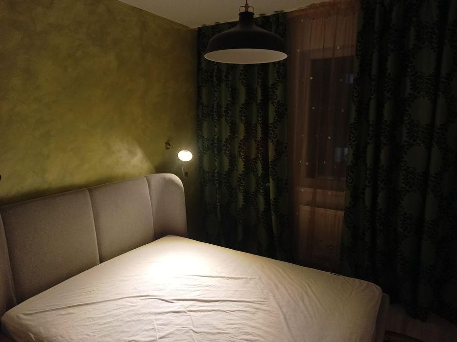 Închiriez ap 2 camere 62 mp