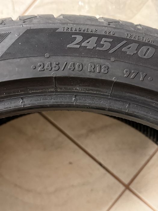 Anvelope vara 245/40/R18