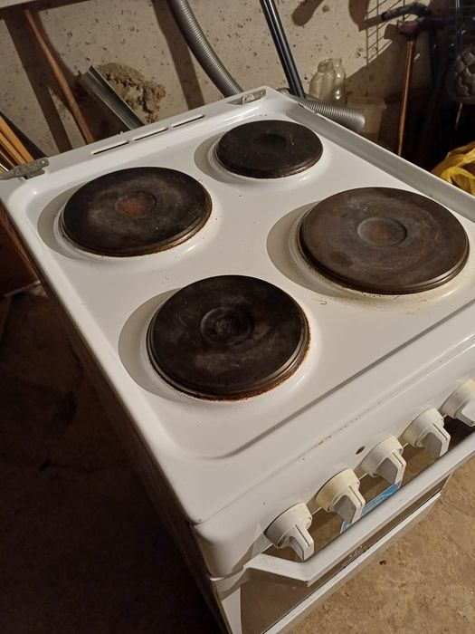 Продам эллектро плитку