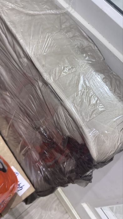 Матрас для кровати 90*200 чистый