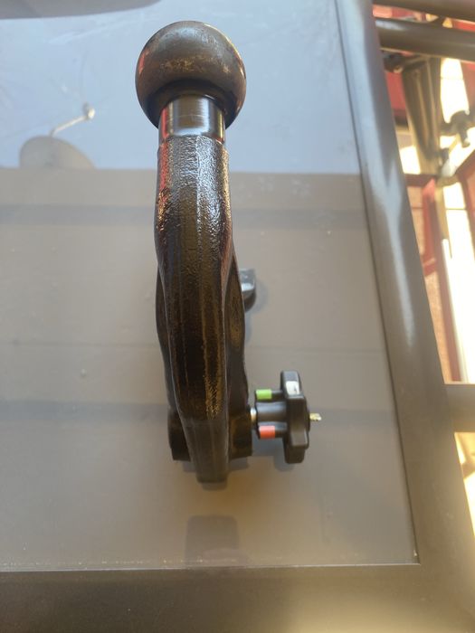 Vind rezerva slim bmw  completa cric , coarba pana , si  cui bmw