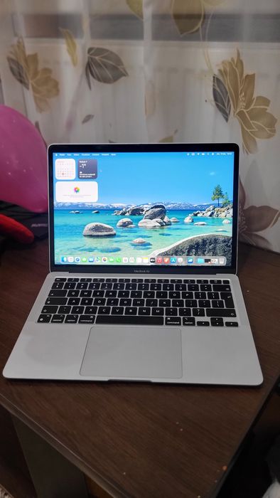 MacBook Air M1 2020
