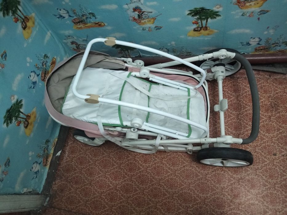 Продам детскую коляску
