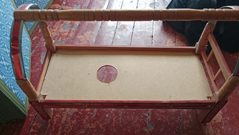 Продам деревянный бесик