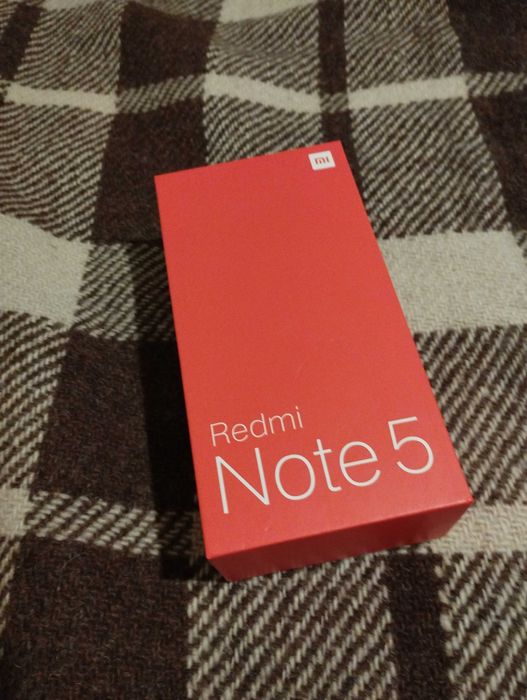 Продавам Redmi Note 5