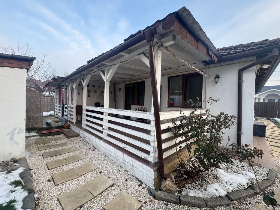 Casă duplex de vânzare – Santandrei, județul Bihor