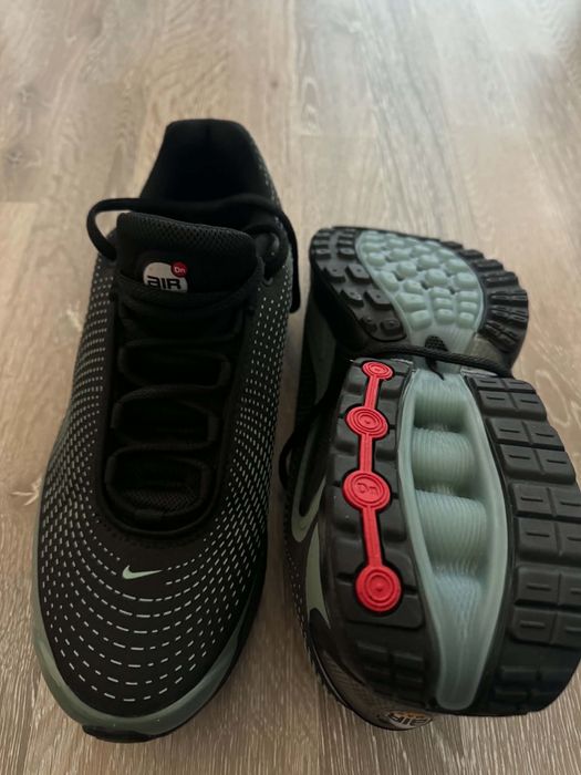 Nike Air Max Dn  номера - 43 и 41
