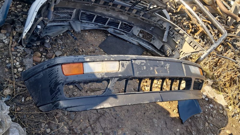 Бампер гольф 3 передний