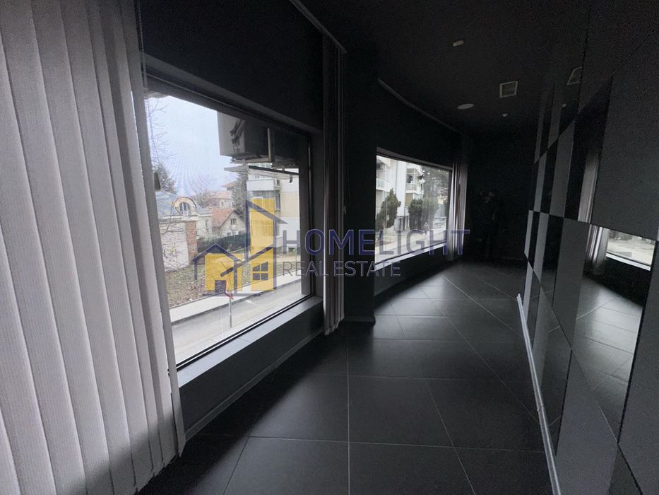 Дава се под наем Офис в София, Лозенец - 180 кв.м за 1800 € - Снимка #4