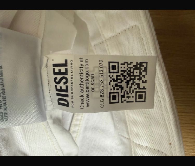 Blugi Diesel D-macro