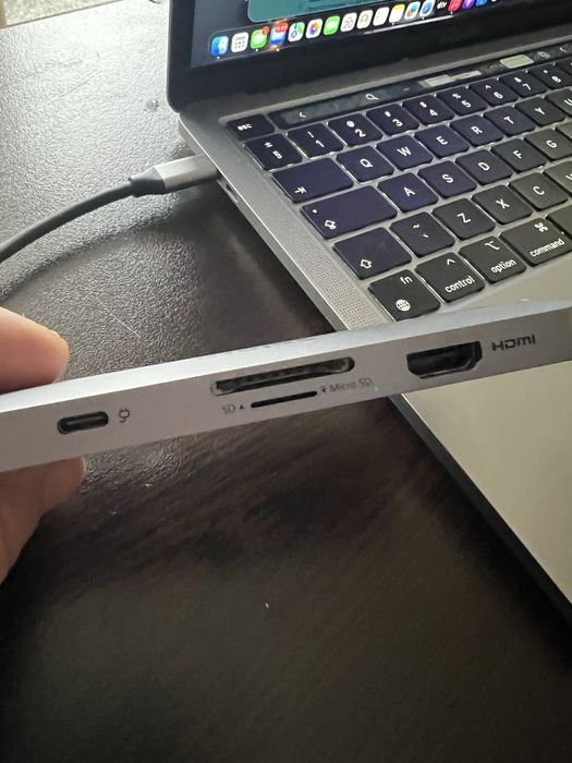 Hub хъб за Mac windows .Нов !