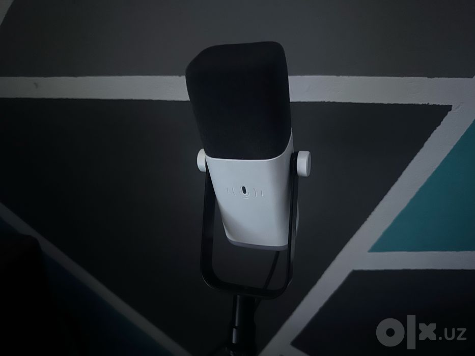 FIFINE AM8 — качественный USB/XLR микрофон для стримов, игр и записи