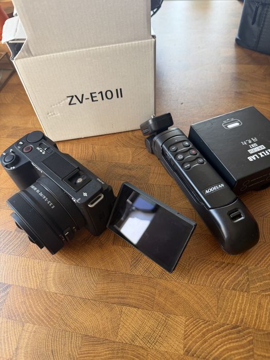 Sony ZV-E10 ll .