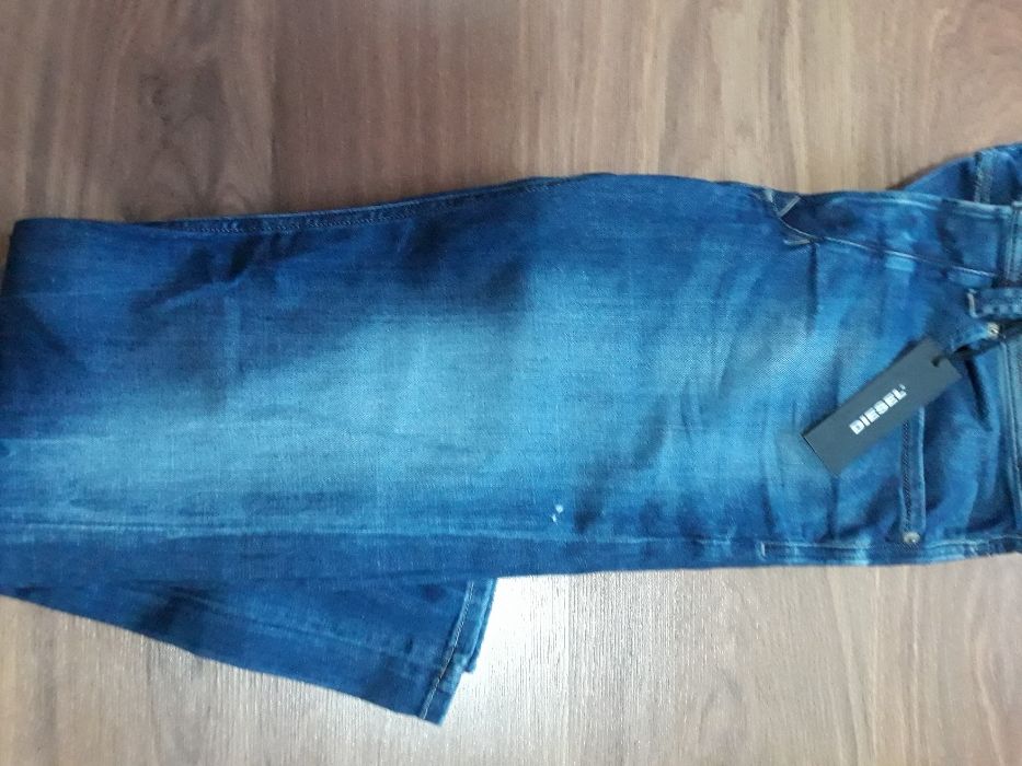 Blugi Diesel Larkee