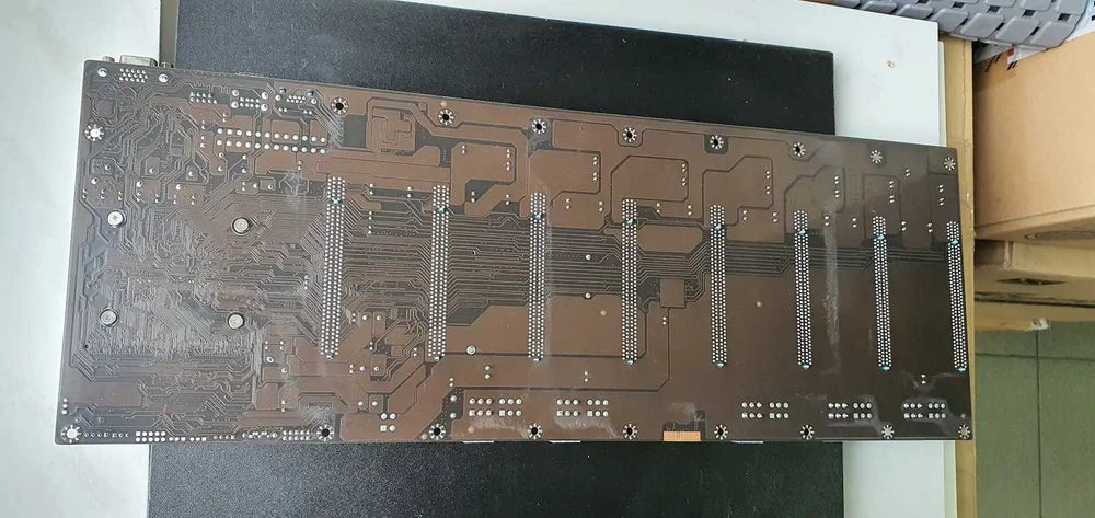 Чисто нова Octominer B8PLUS дънна платка за 8 GPU - 12 месеца гаранция, 8 бр.