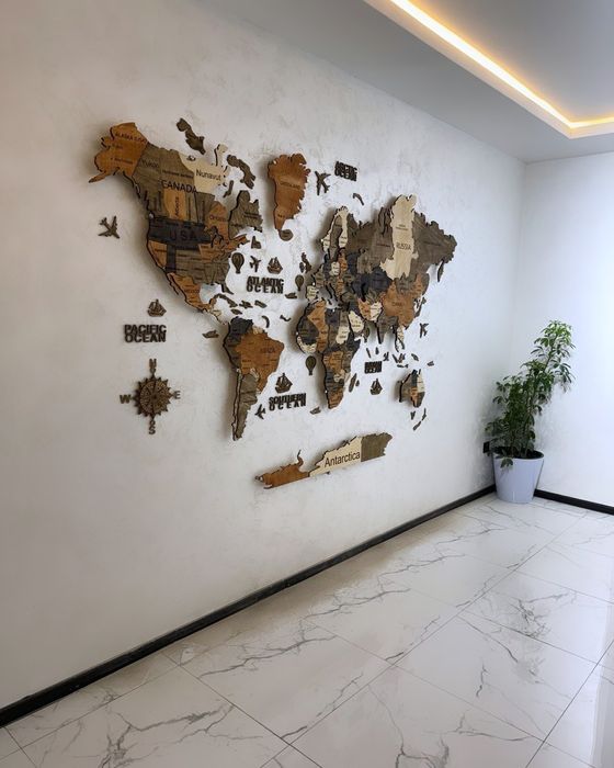 Настенная карта мира