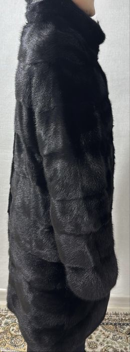 Продаю норковую шубу