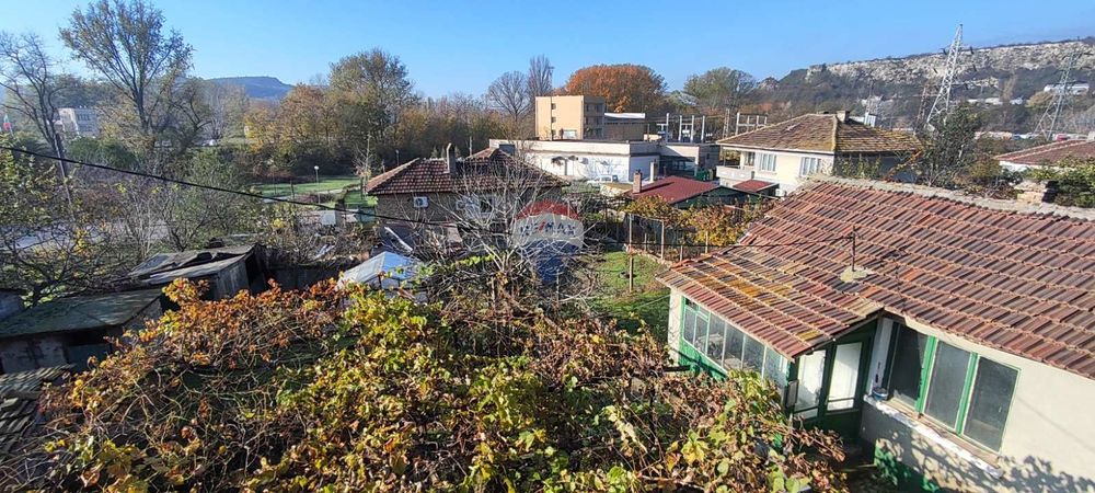 Двуетажна къща, гр. Белослав, обл. Варна ТМ