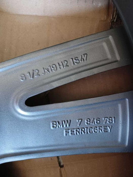 19-BMW-серия:3-F 30/31"-4-F 32/34-M-спорт пакет:Оригинални БМВ.