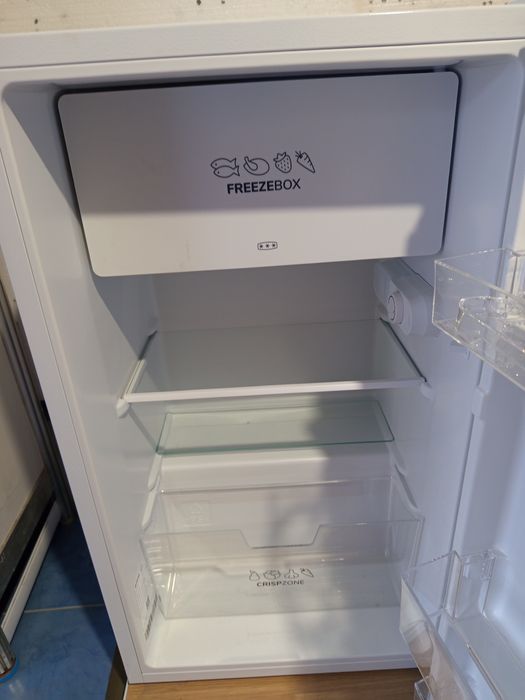 Продавам марков хладилник Горене