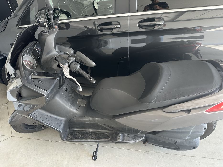 Vand scuter Kimco 250