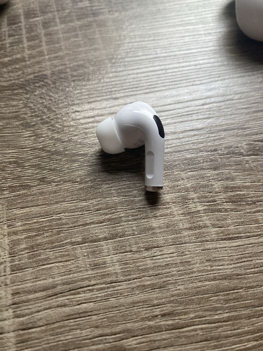 Apple AirPods 1 Pro