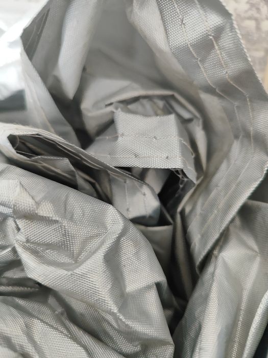 Продам чехол на машину