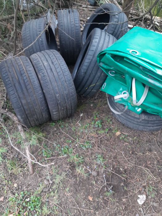 245/45/17,  255/45/18, 245/40/18, 255/45/18, 205/55/16, 215/60/17