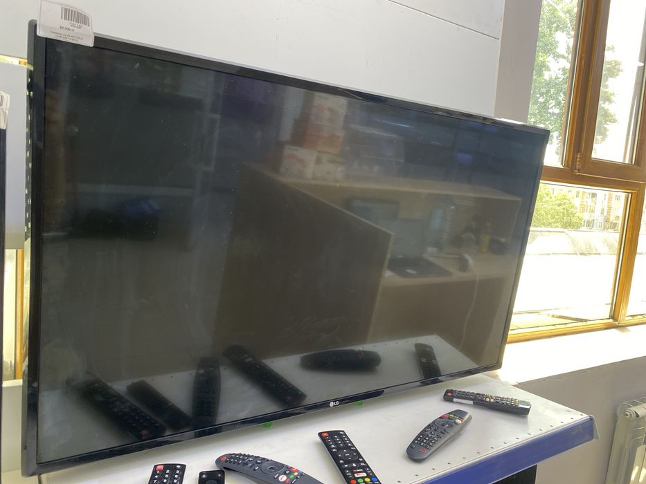 Телевизор / Lg 43lm