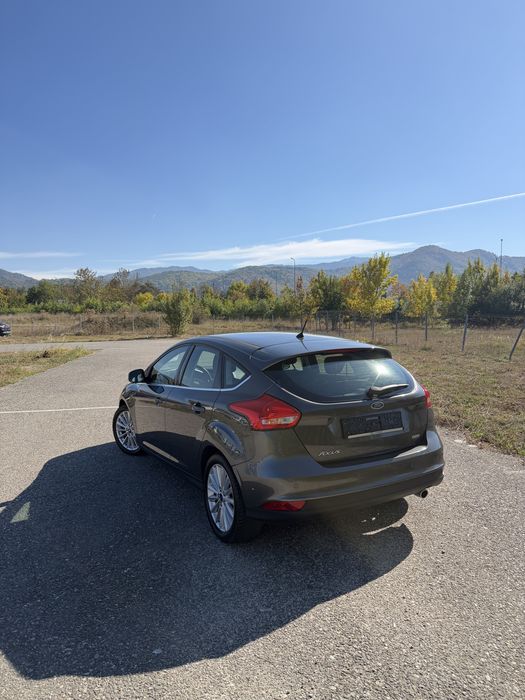 FORD Focus 2015 — imagine 5