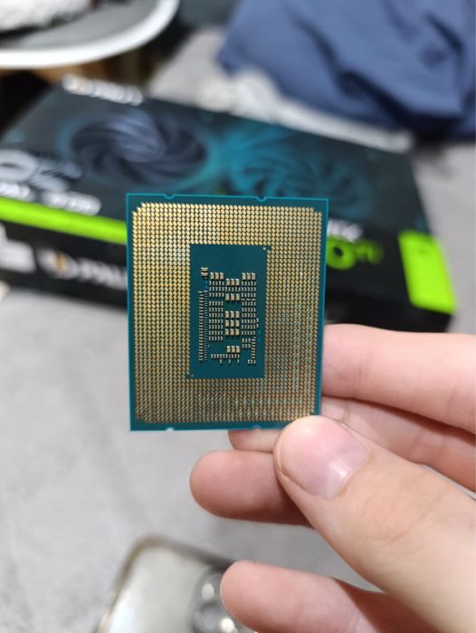 Процессор i5 12400F