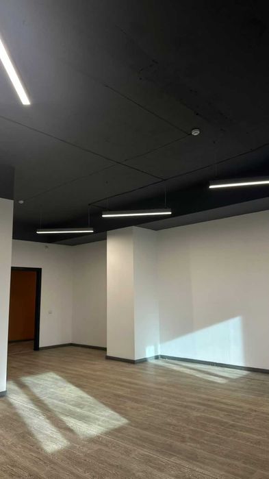 Офисы в современном бизнес-центре