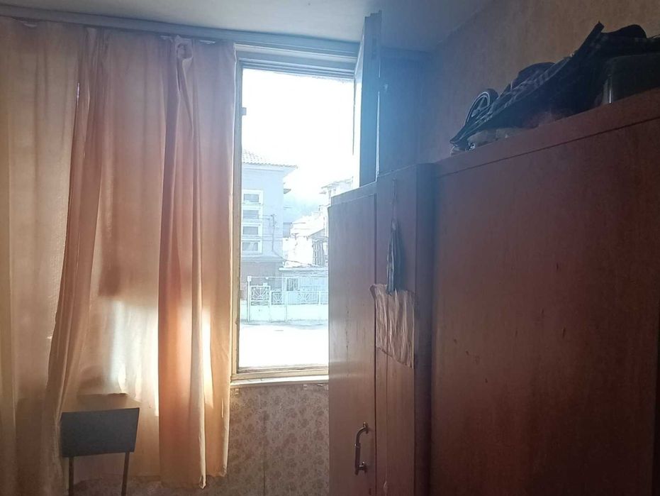 Продава се Двустаен апартамент в Свищов - 60 кв.м за 255 €/кв.м - Снимка #2