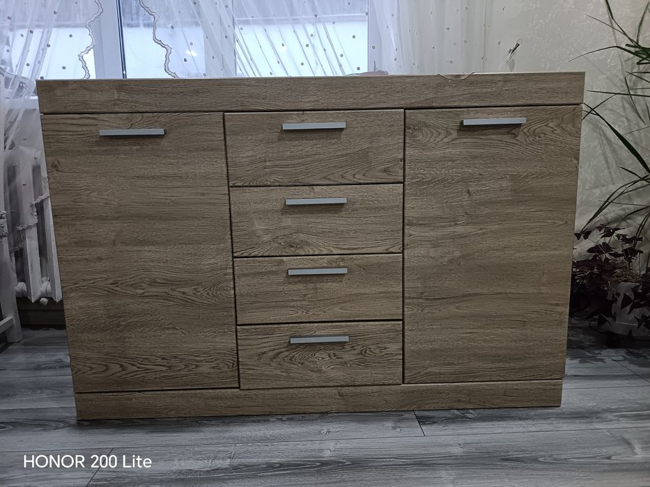 Продам комод, в хорошем состоянии.