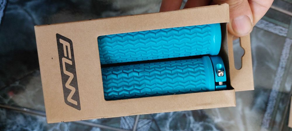 Mansoane bicicleta FUNN Holeshot Lock-on