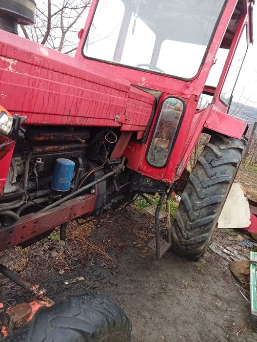 Vând sau schimb cu vaci sau vitei tractor U650