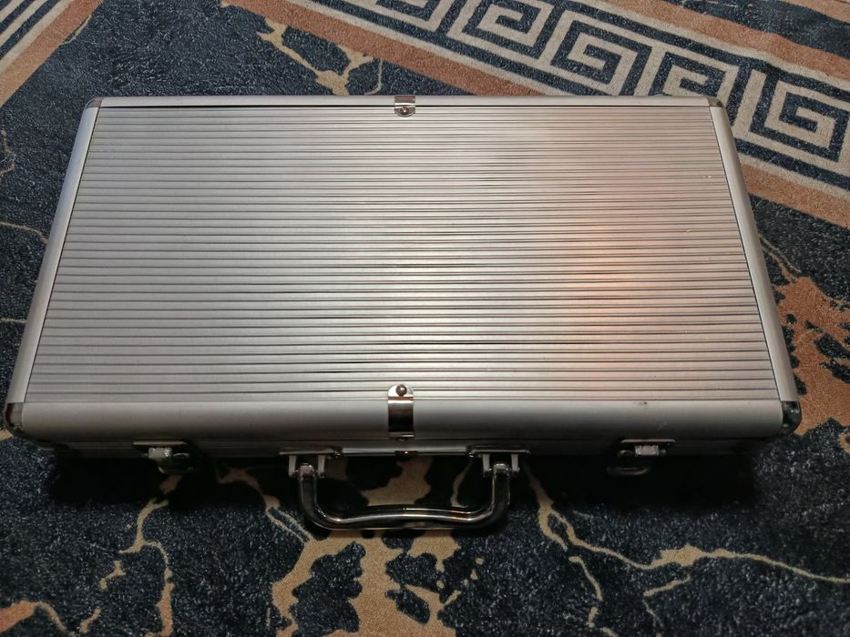 Комплект за покер