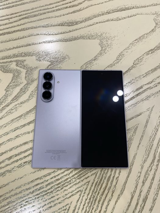Galaxy Z fold 7, 12/256 GB. Yangi karobkadan chiqgan 10kun boldi.