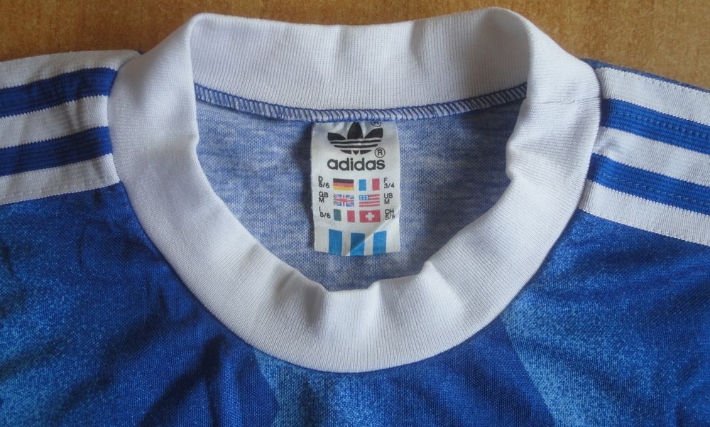 Футболна фланелка Левски 1988, размер М